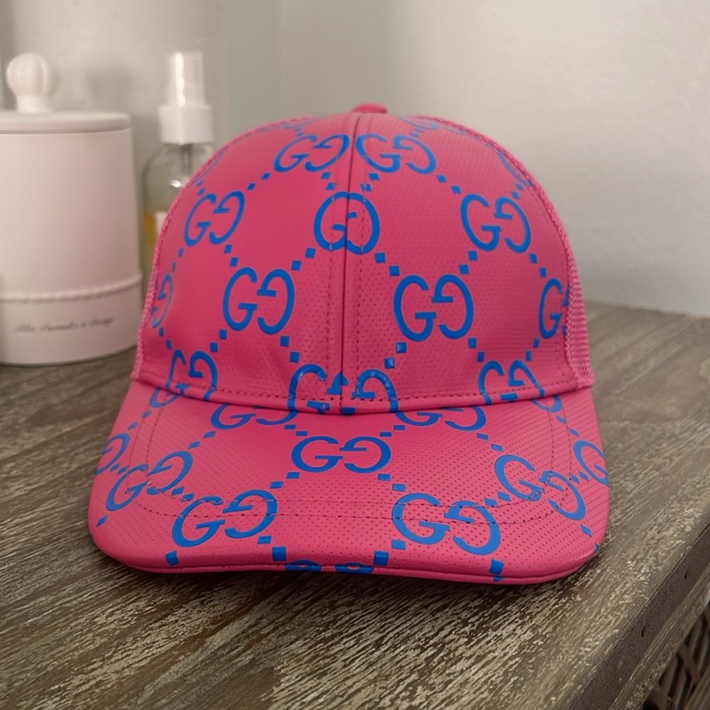 GUCCI hat